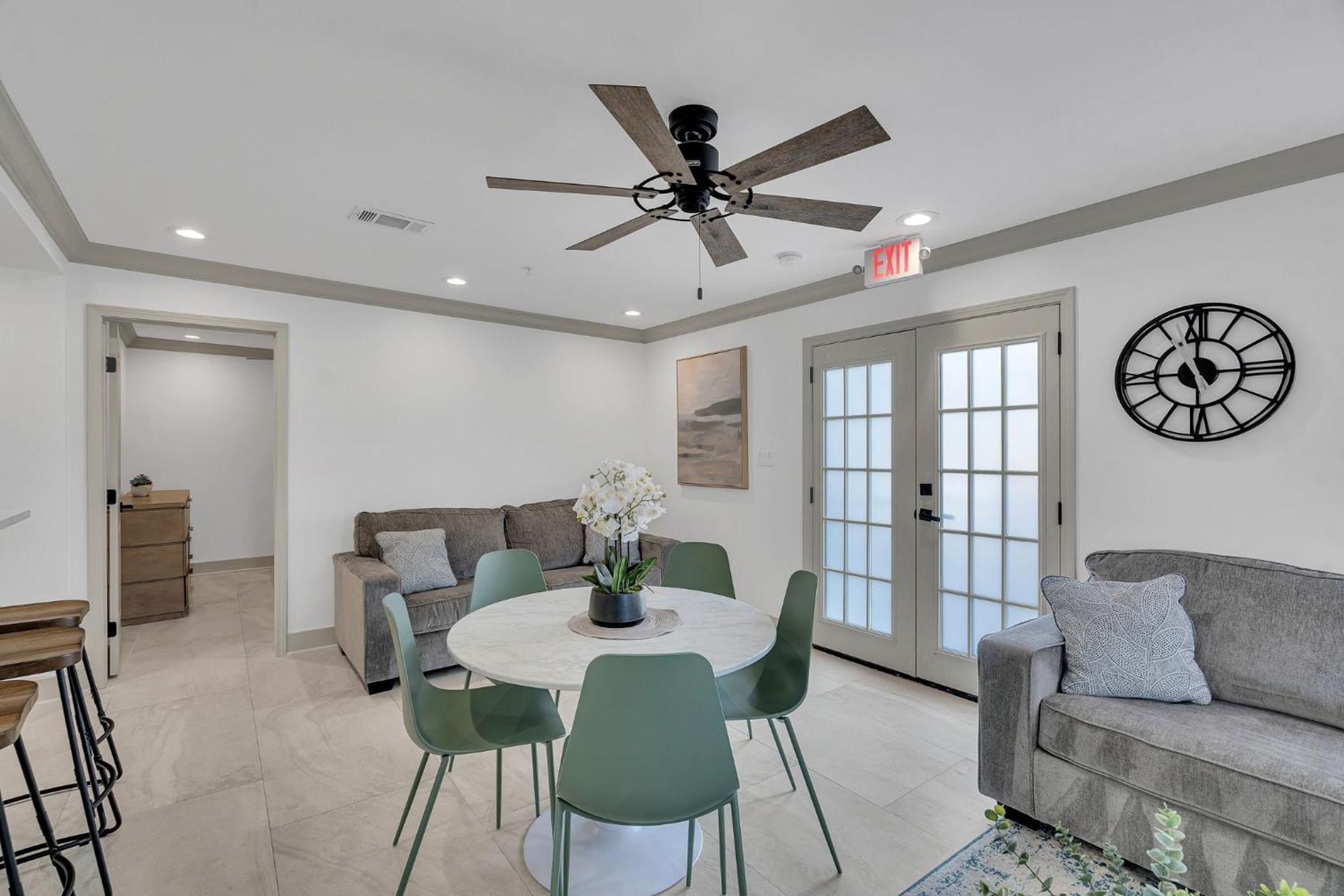 Sleeps 24-Spacious Suites Near Fq W Pool New Orleans Bagian luar foto